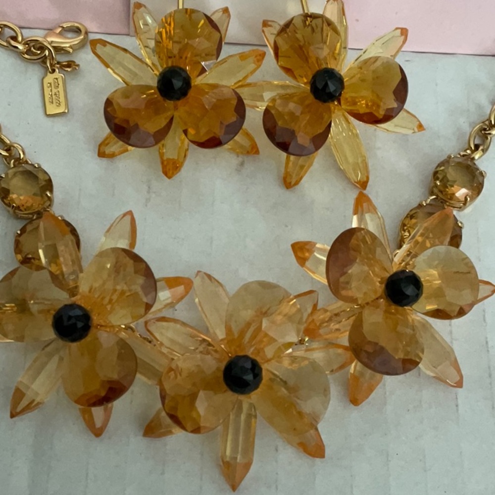 Kate Spade Blooming Brilliant Blossom Necklace and earrings set